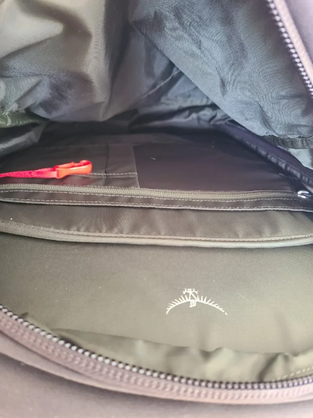 Osprey Arcane Large Day Pack 20L Backpack Gray Laptop Bag Outdoor Adventure